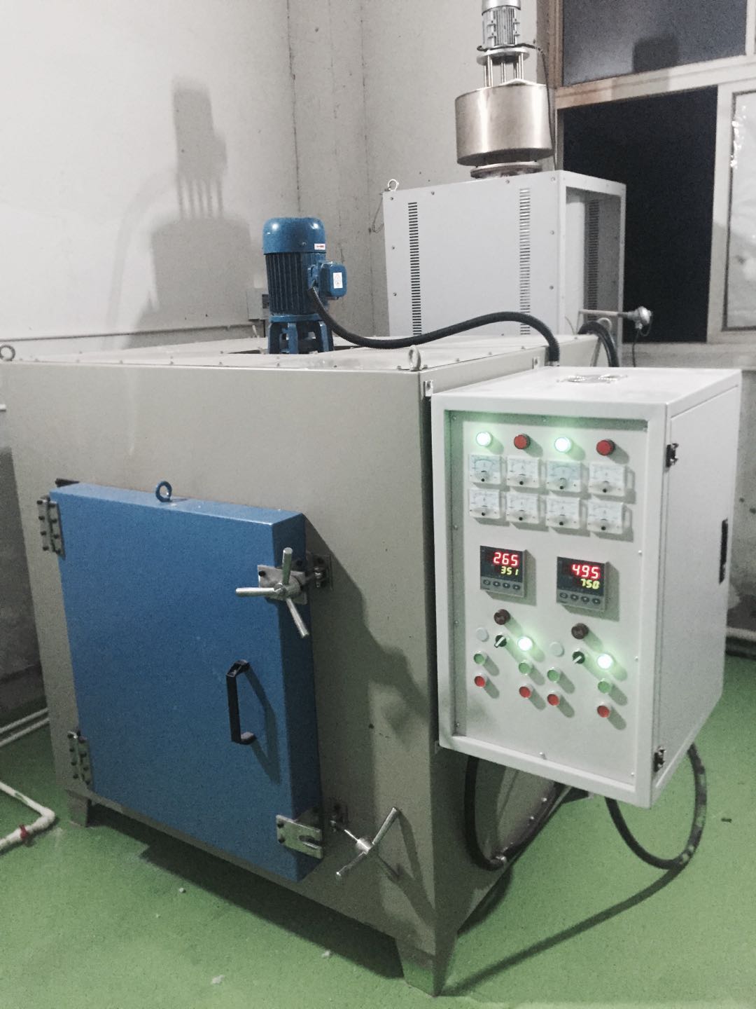 RPJ-650℃系(xi)列(lie)氧(yang)化鋯注(zhu)射成(cheng)型產(chǎn)(chan)品(pin)排膠(jiao)爐(lu)