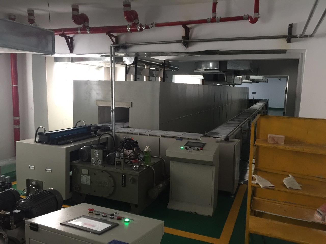 RTB-220-13系(xi)列(lie)高(gao)純氧(yang)化(hua)鋁粉體煅燒(shao)窯